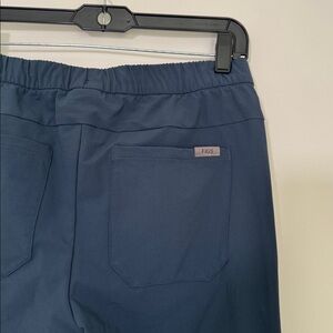Figs Pro Scrub Pants Navy Blue Size small